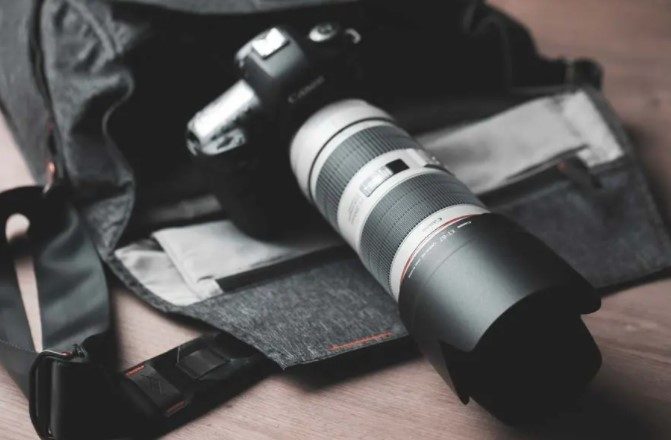 What Is The Difference Between Telephoto And Zoom Lens